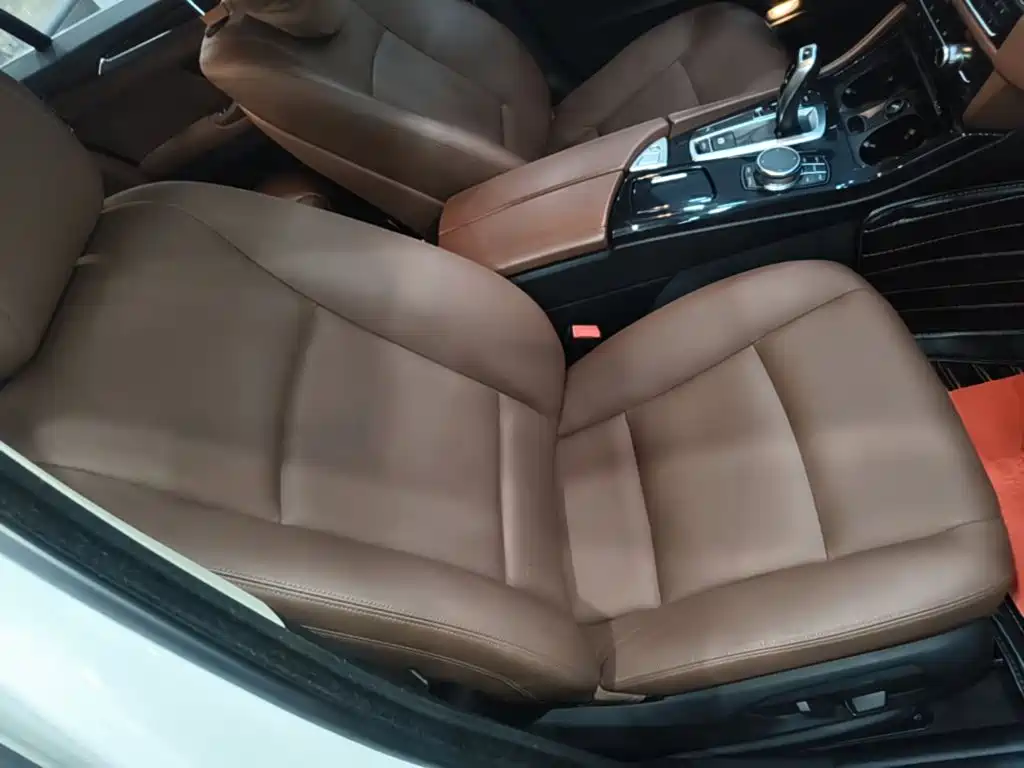 BMW 5 Series — миниатюра 25