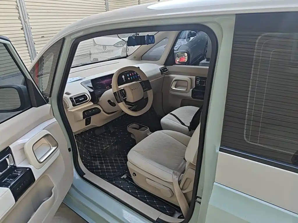 Baojun KiWi EV — миниатюра 15