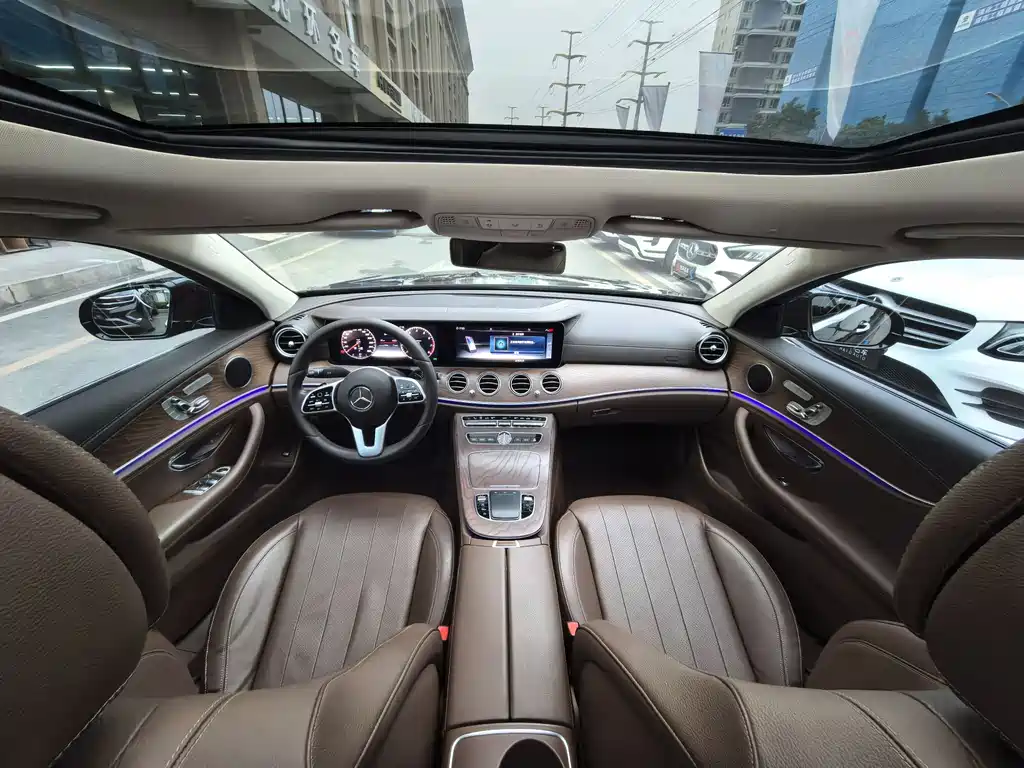 MERCEDES-BENZ E CLASS