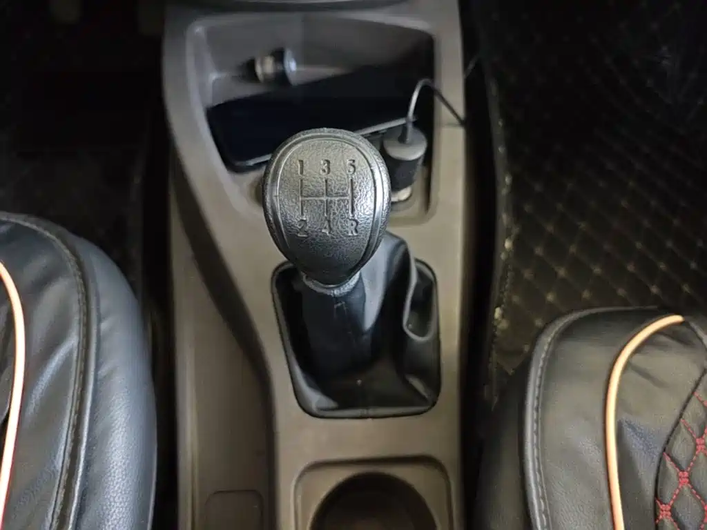 Wuling Hongguang — миниатюра 14
