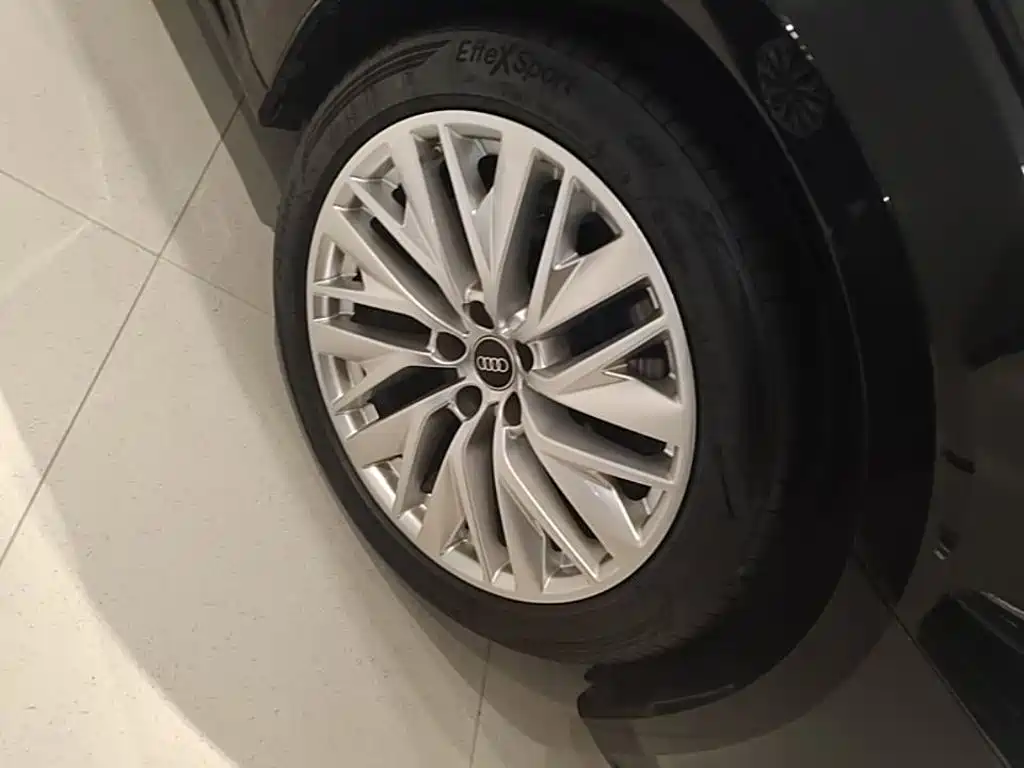 Audi A7L — миниатюра 14