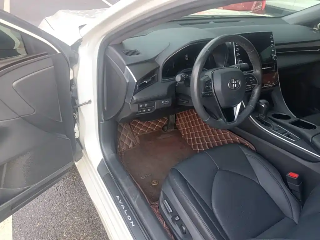 Toyota Avalon — миниатюра 16
