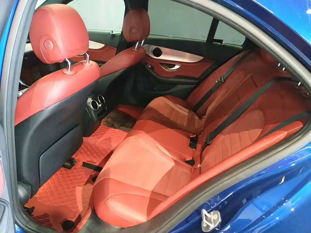 Mercedes-Benz C-Class — миниатюра 17