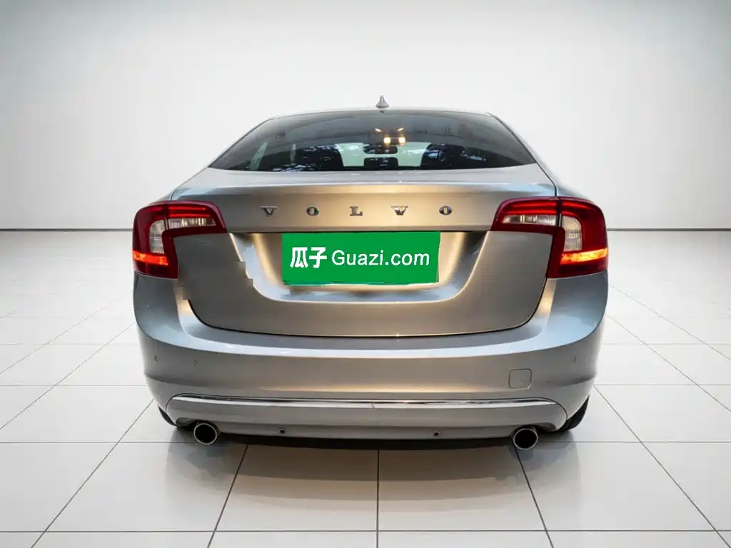 Volvo S60 — миниатюра 5