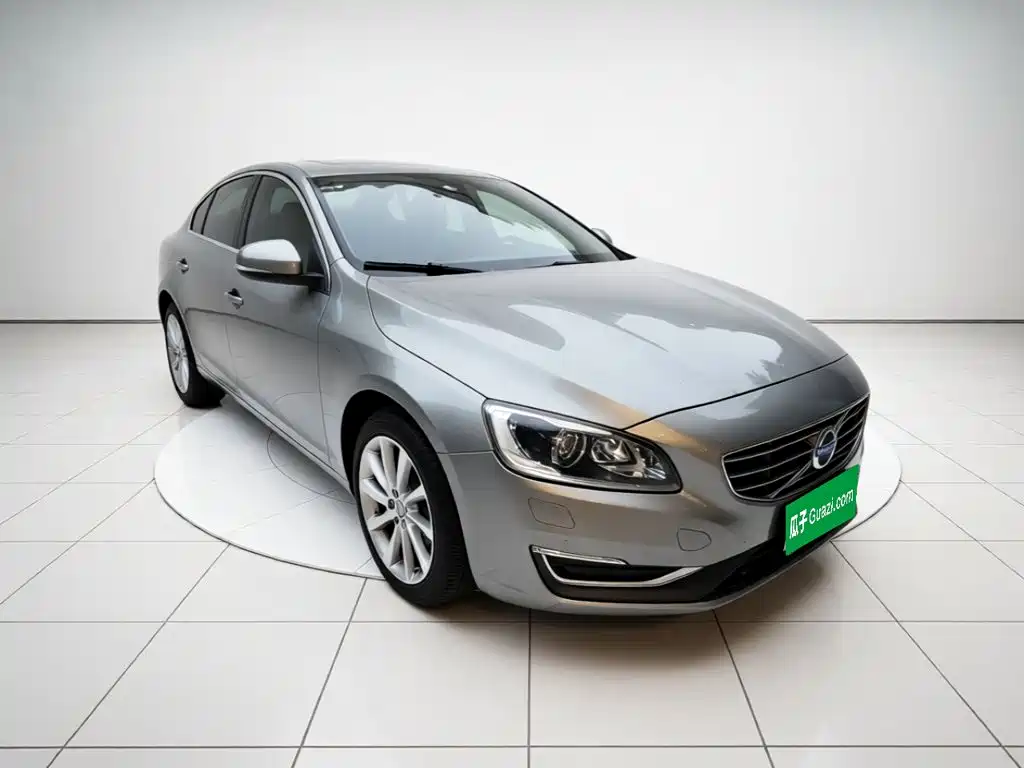 Volvo S60 — миниатюра 3