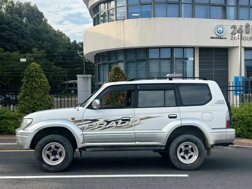 Toyota Prado (Import) — миниатюра 7