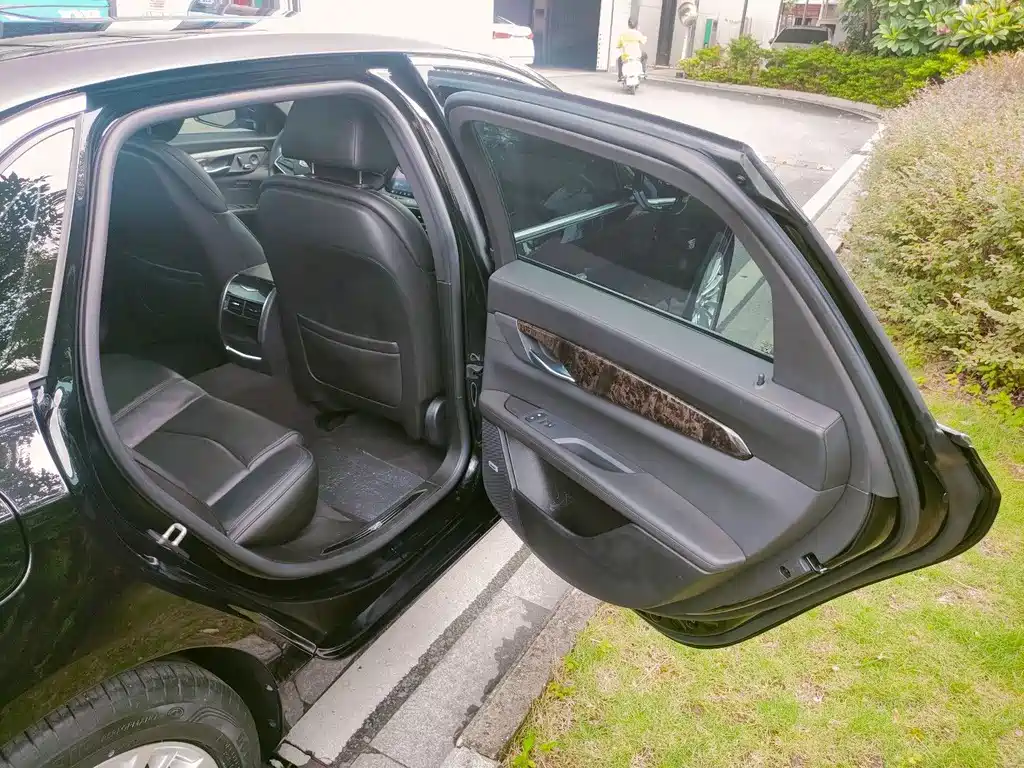 Cadillac CT6 — миниатюра 22