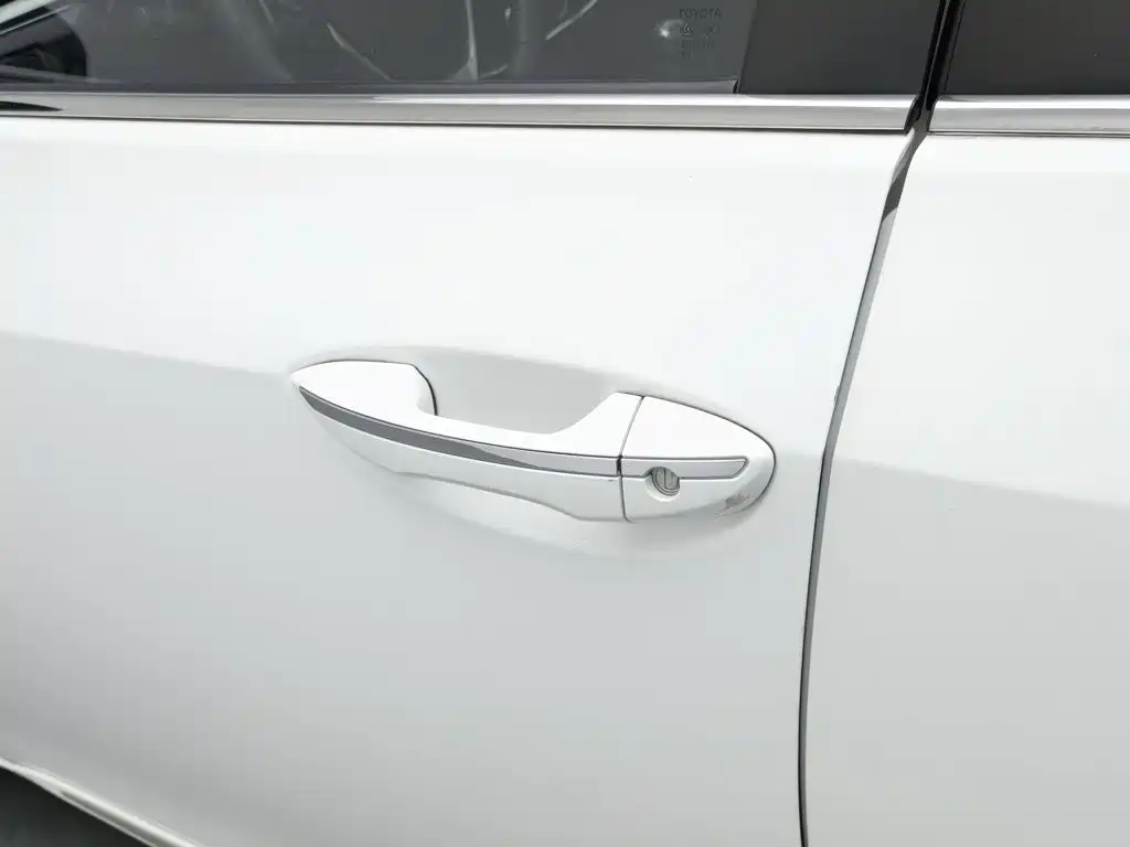 Toyota Corolla — миниатюра 18