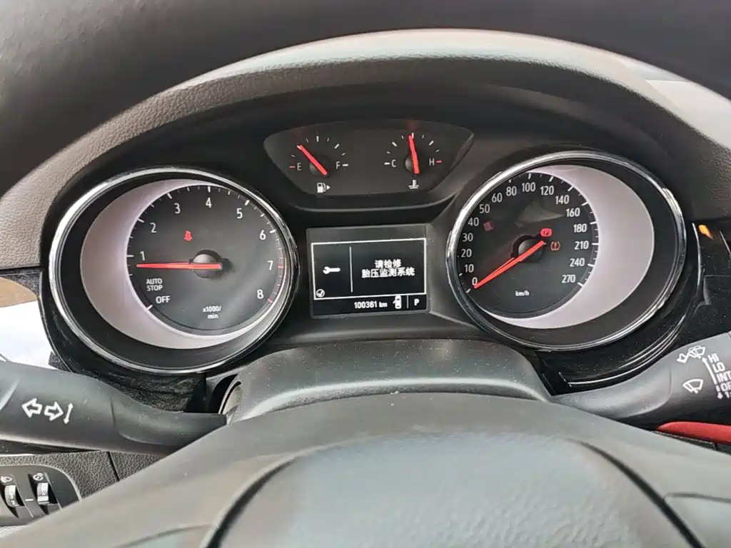 Buick Verano — миниатюра 12