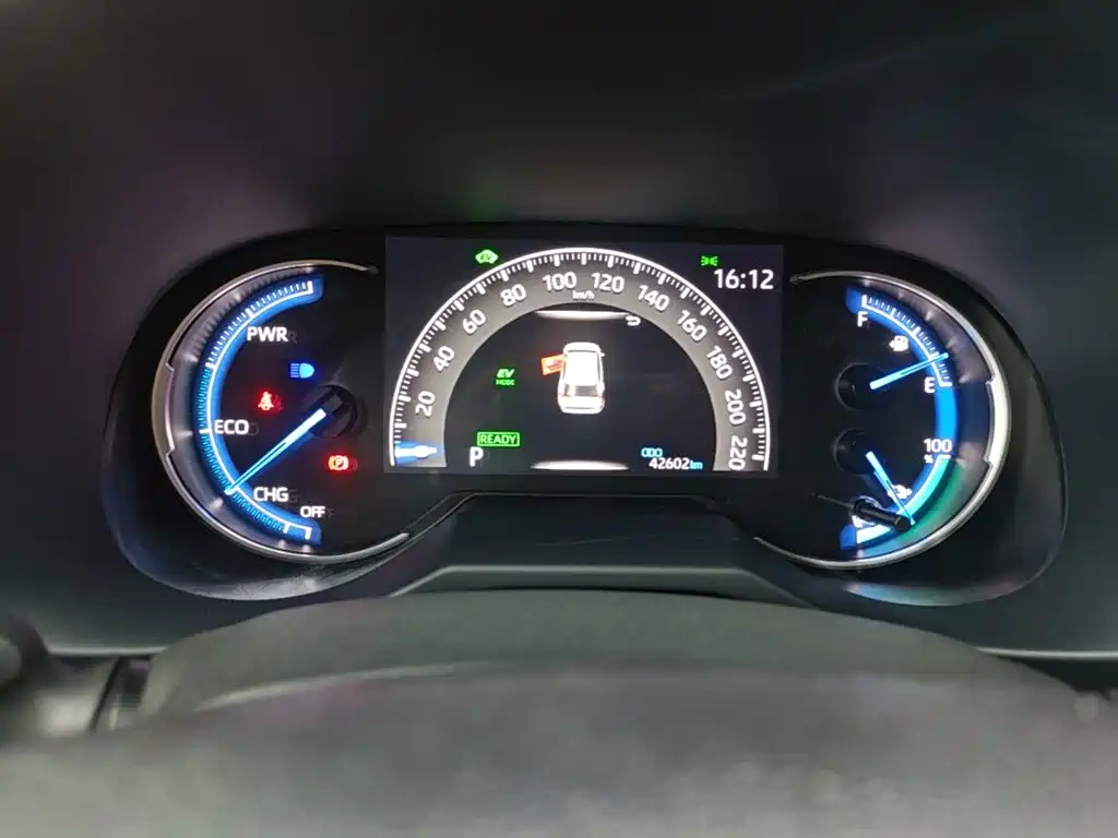 Toyota Wildlander New Energy — миниатюра 12