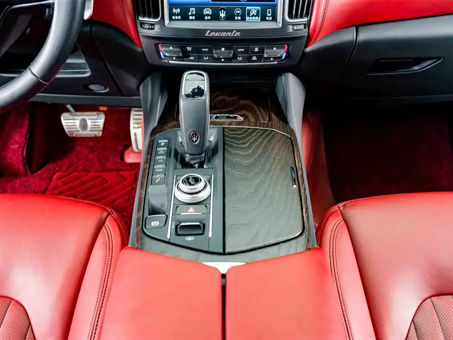 Maserati Levante — фотографии объявления, Фото 12