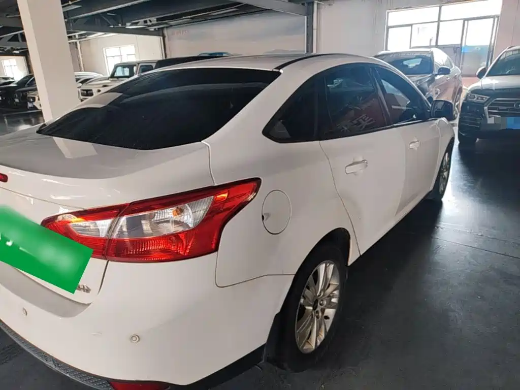 Ford Focus — миниатюра 7