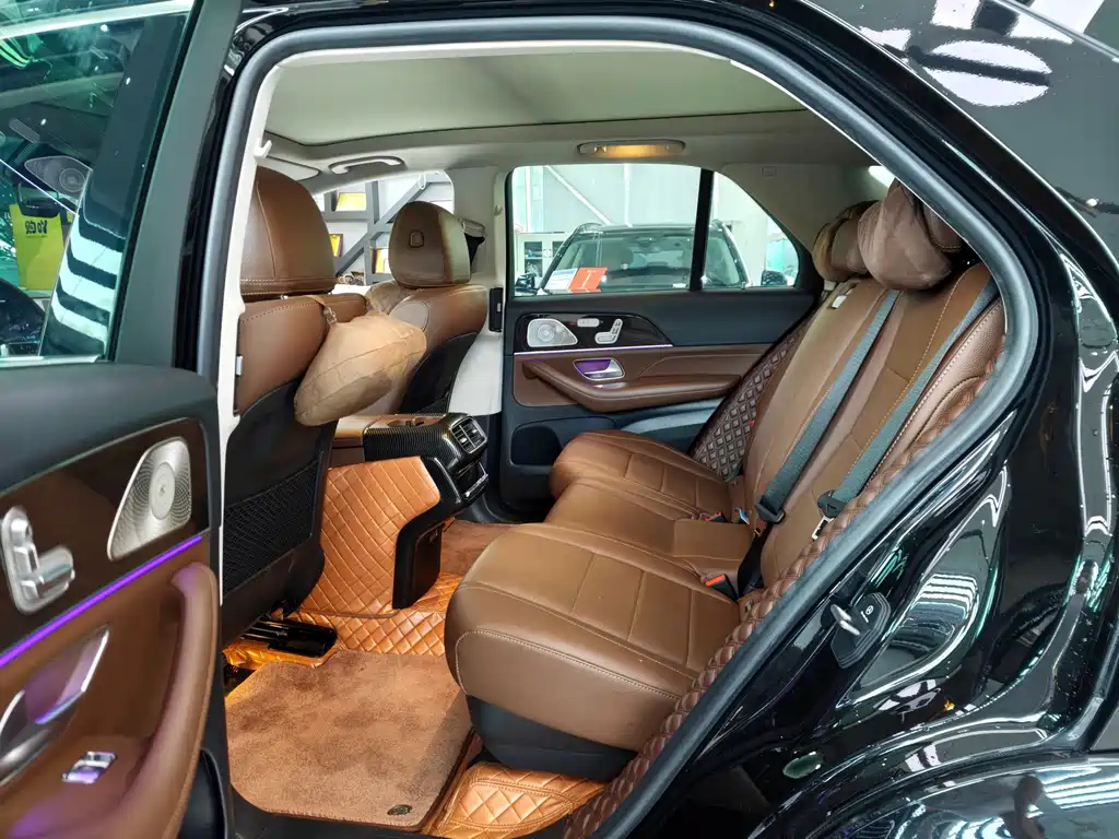 Mercedes-Benz GLE (Import) — миниатюра 13
