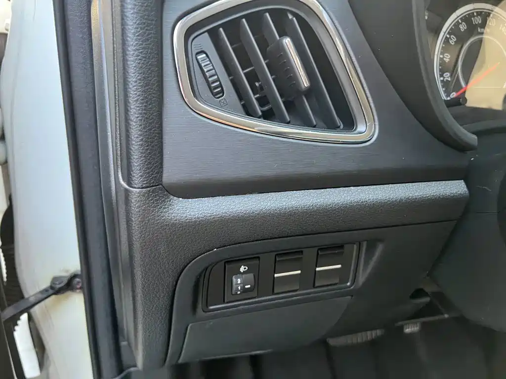 GAC Motor Trumpchi GA3S — миниатюра 8