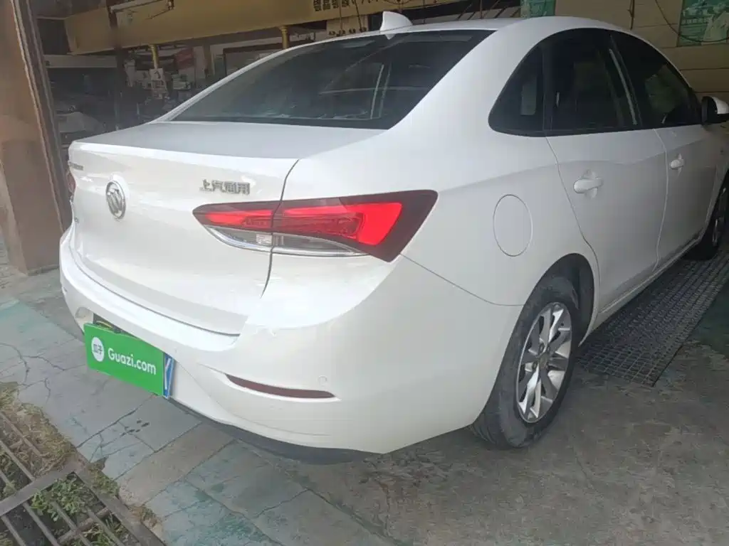 Buick Excelle — миниатюра 8