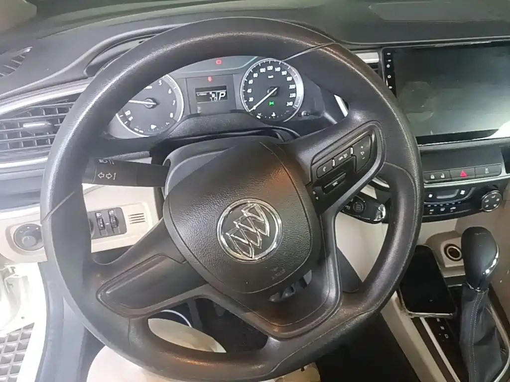 Buick Excelle — миниатюра 11