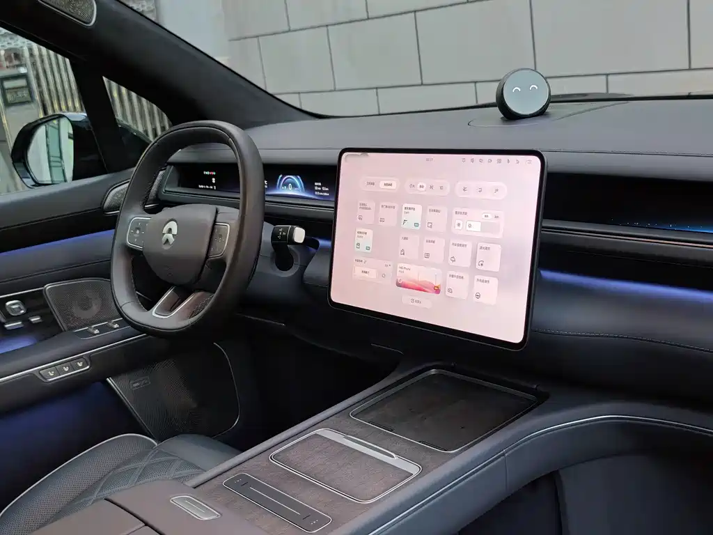 NIO ES8 — миниатюра 6