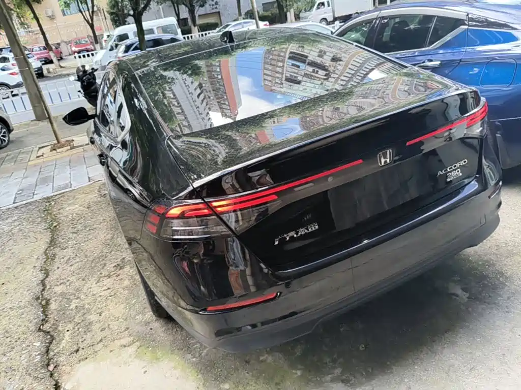 Honda Accord — миниатюра 5