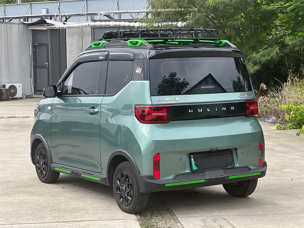 Wuling MINIEV — миниатюра 4