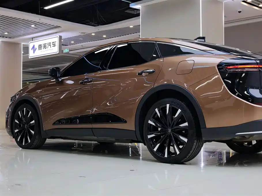 Toyota Crown SportCross — миниатюра 12