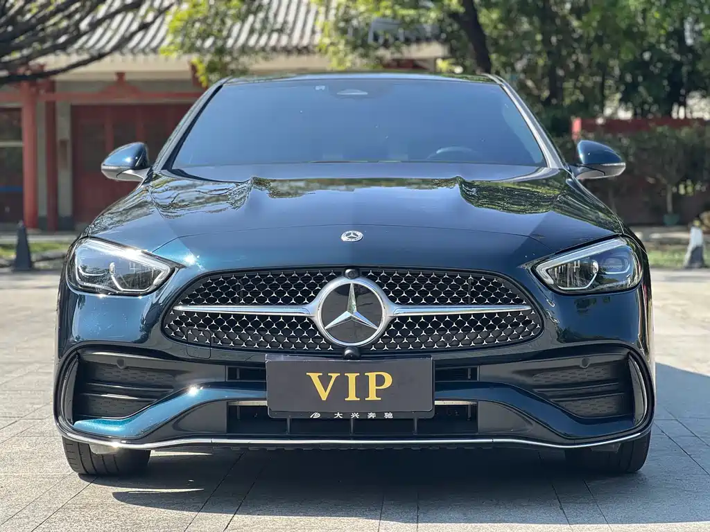 Mercedes-Benz C-Class — миниатюра 4