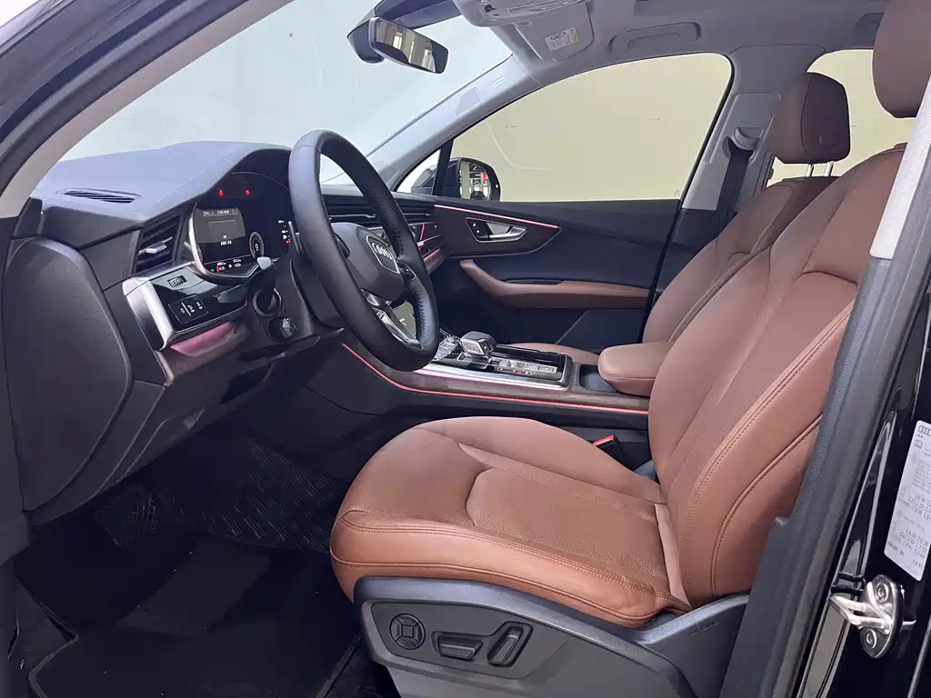 Audi Q7 — миниатюра 14