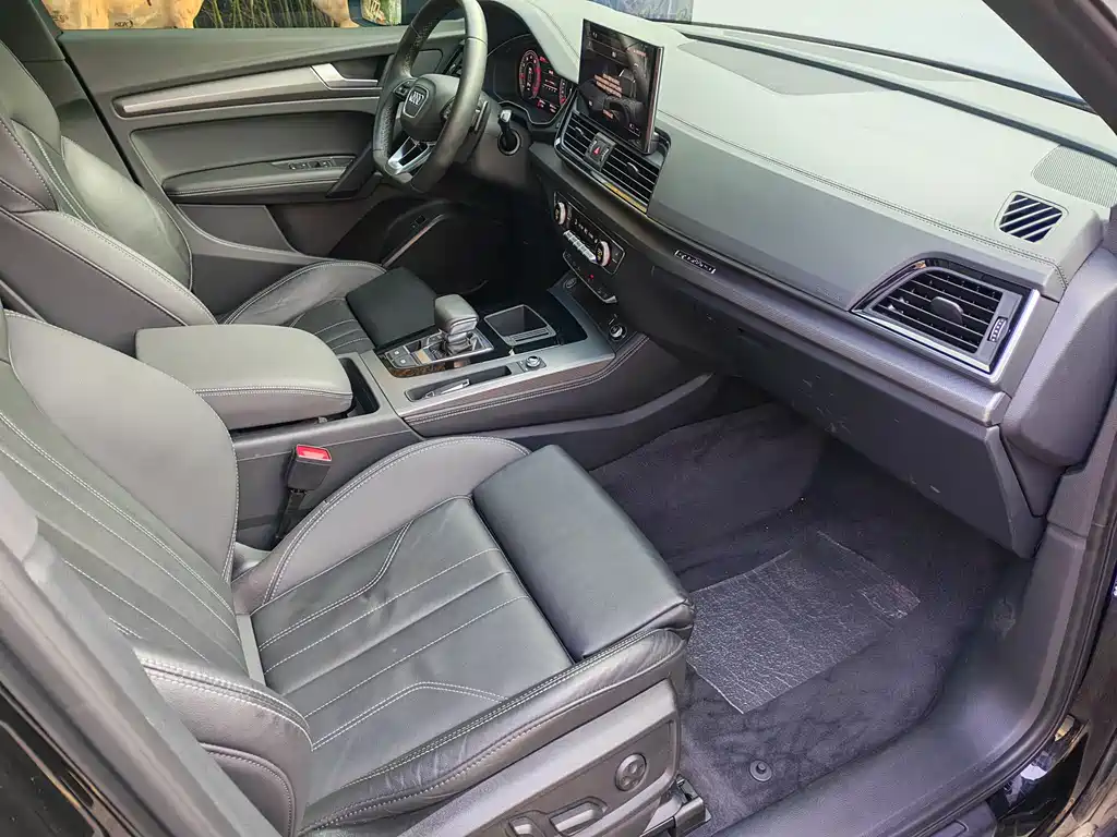 Audi Q5L 2023 40T Luxury