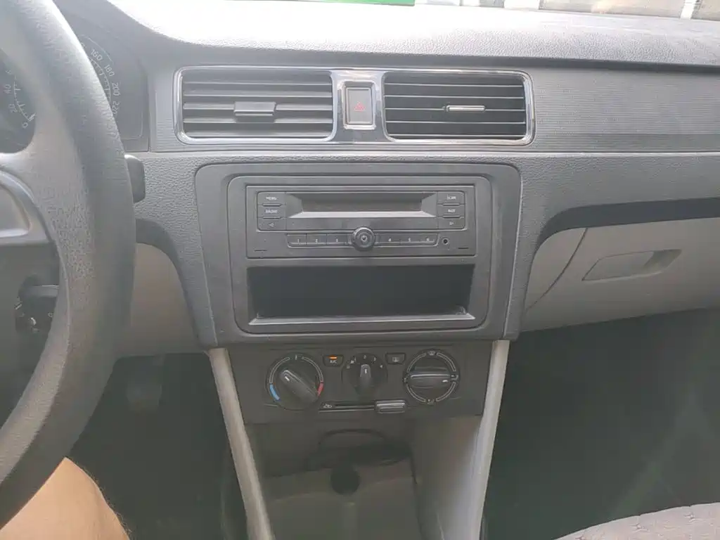 Skoda Rapid — миниатюра 13
