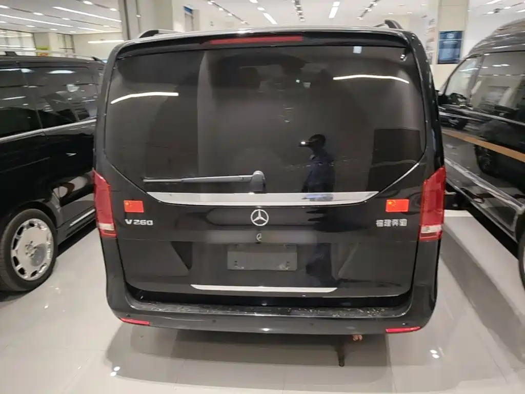 Mercedes-Benz V-Class — миниатюра 4