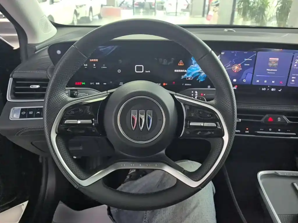 Buick LaCrosse — миниатюра 11