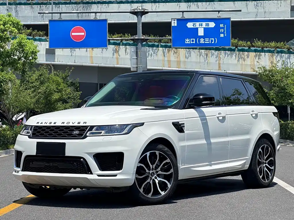 Land Rover Sport