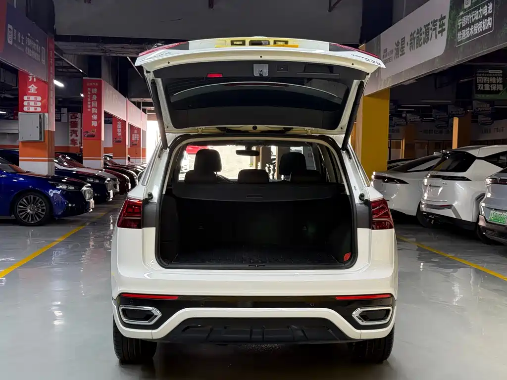 Volkswagen Tayron GTE — миниатюра 23