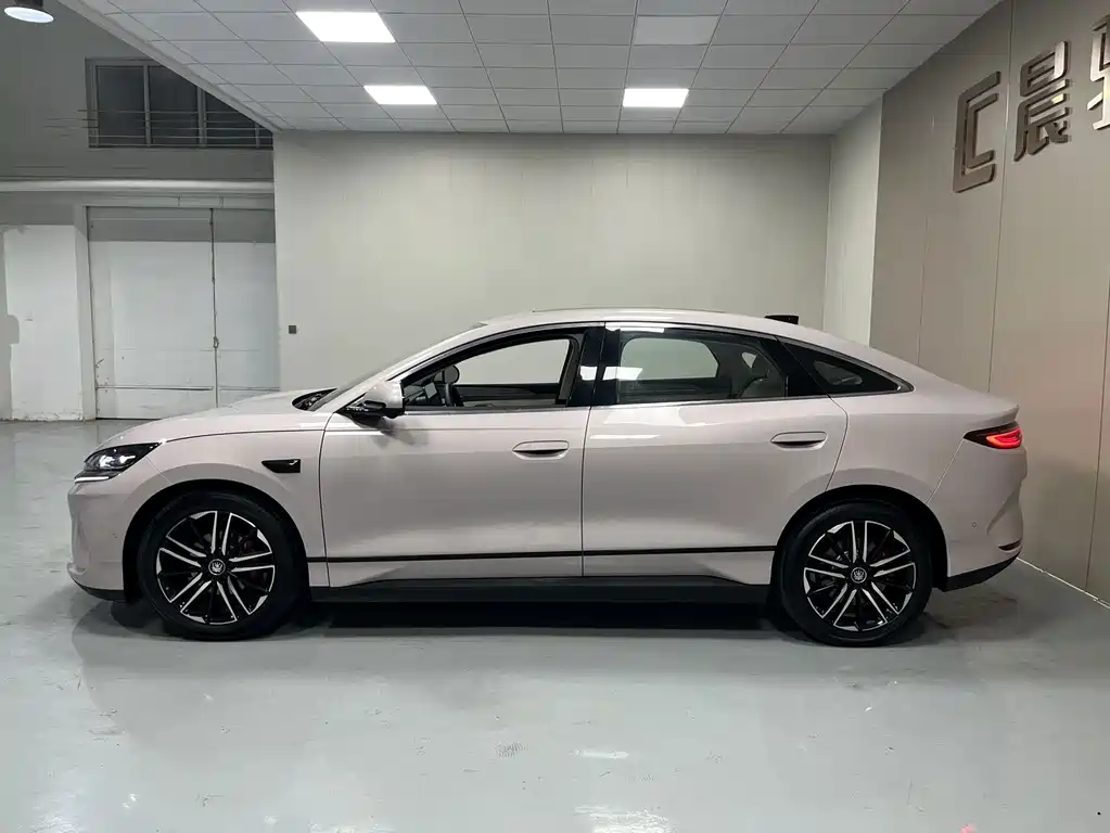 BYD Qin L — миниатюра 7