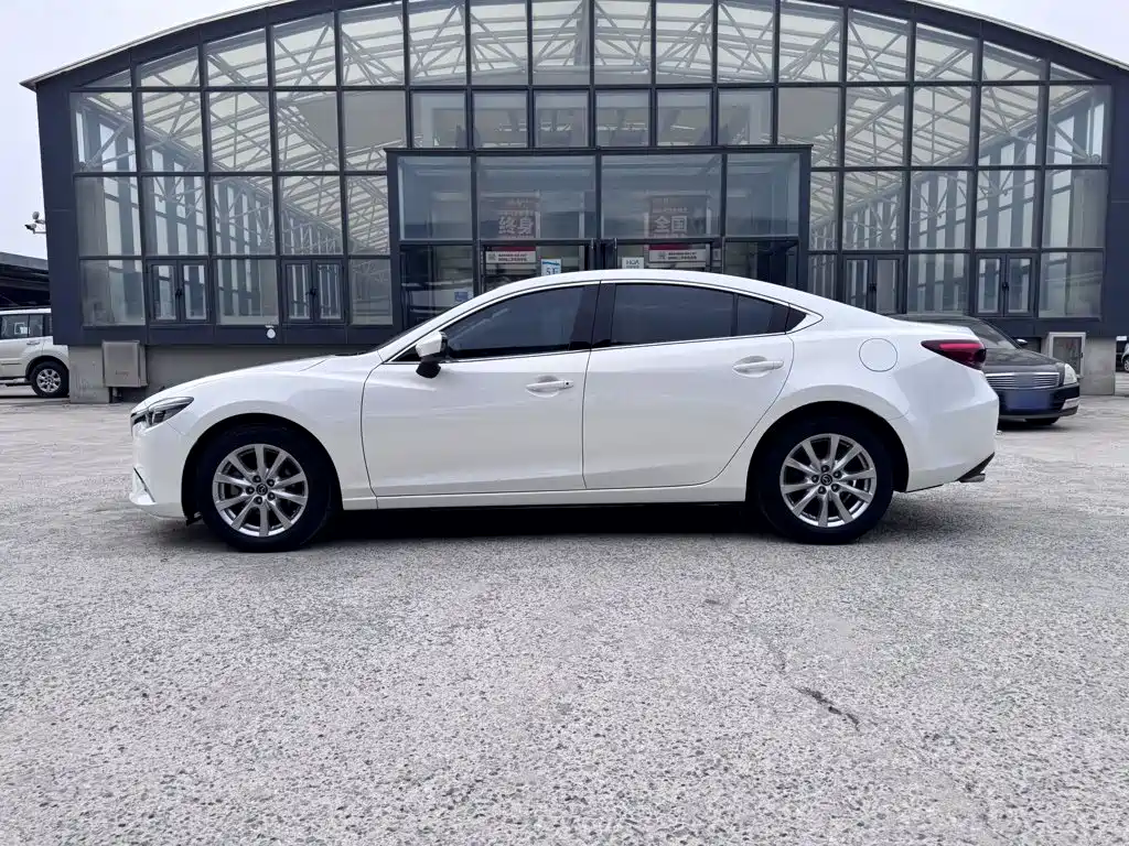Mazda Atenza — миниатюра 5