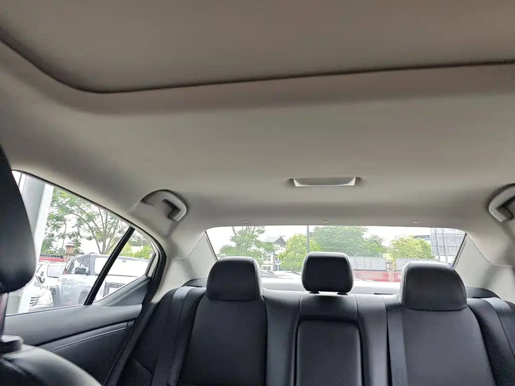 Nissan Sylphy — миниатюра 18