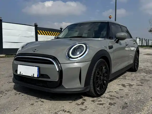 MINI  2021