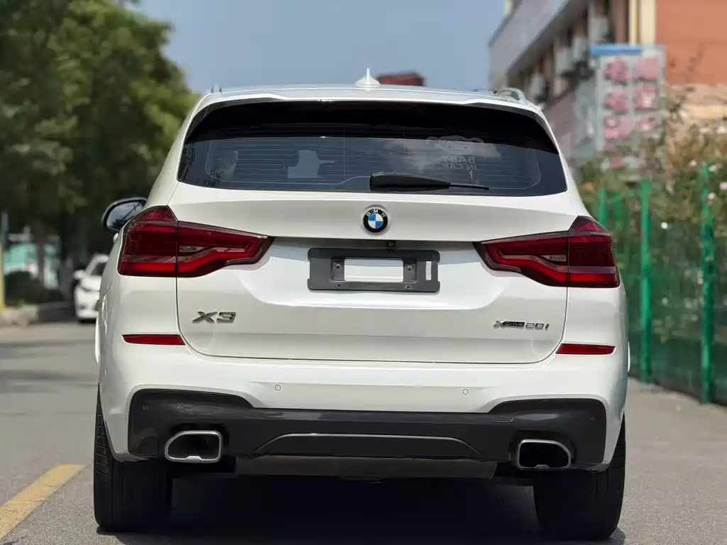 BMW X3 — миниатюра 8
