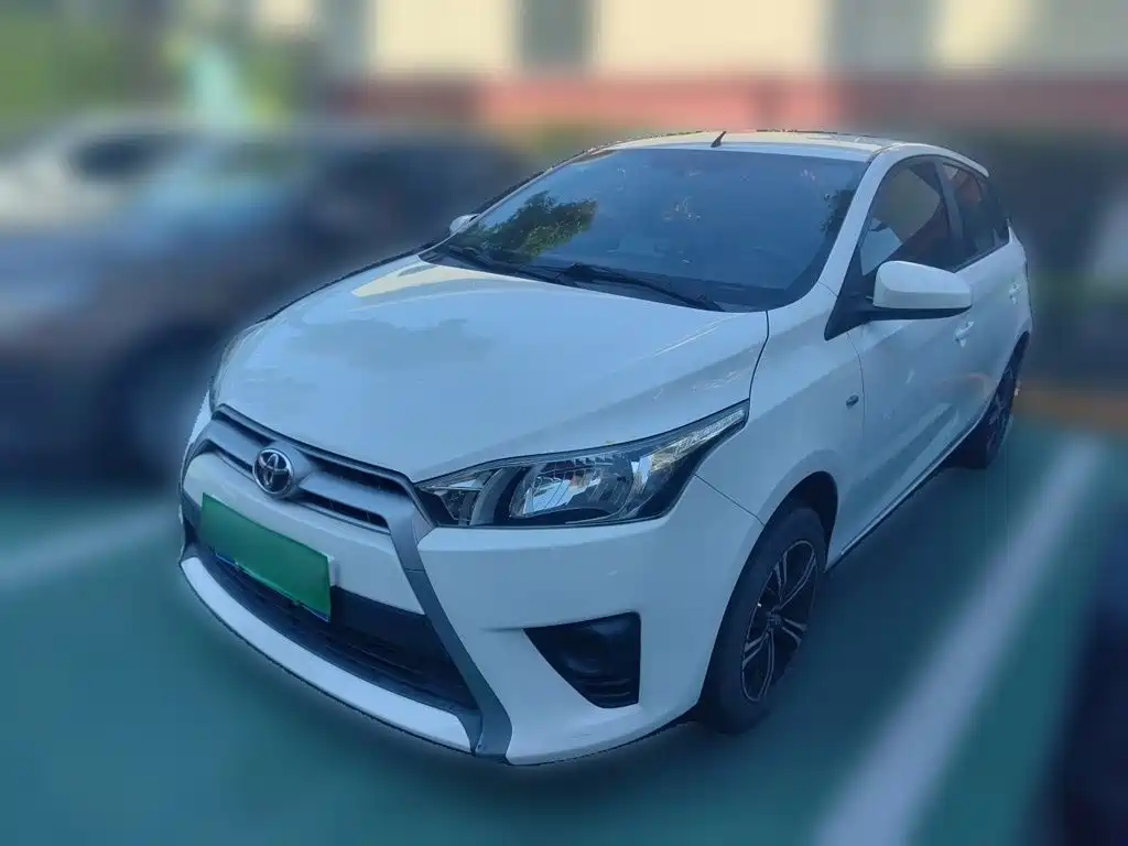 Toyota Yaris L 2016