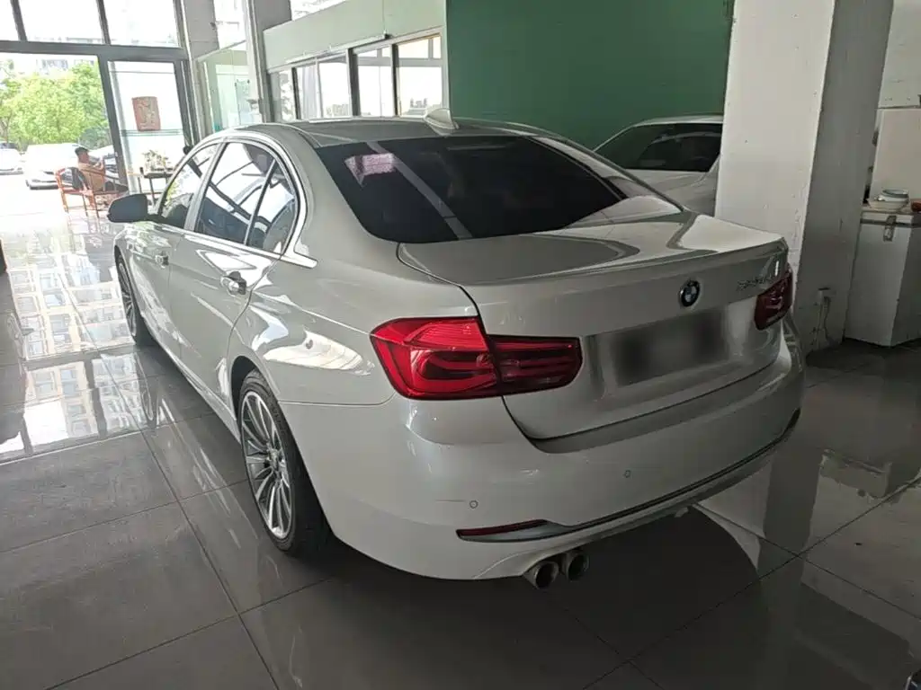 BMW 3 Series — миниатюра 5