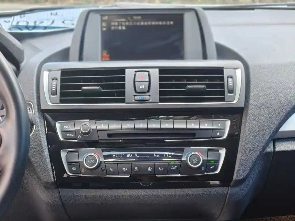 BMW 1 Series (Import) — миниатюра 9
