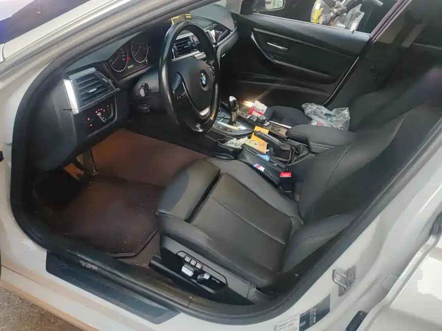 BMW 3 Series — миниатюра 9