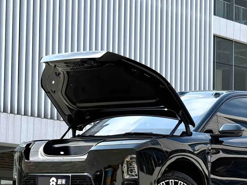 NIO ES8 — миниатюра 2