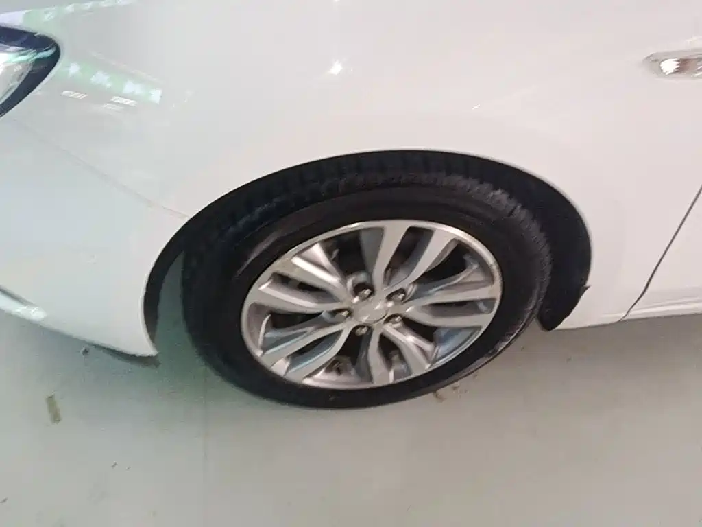 Buick Excelle — миниатюра 23