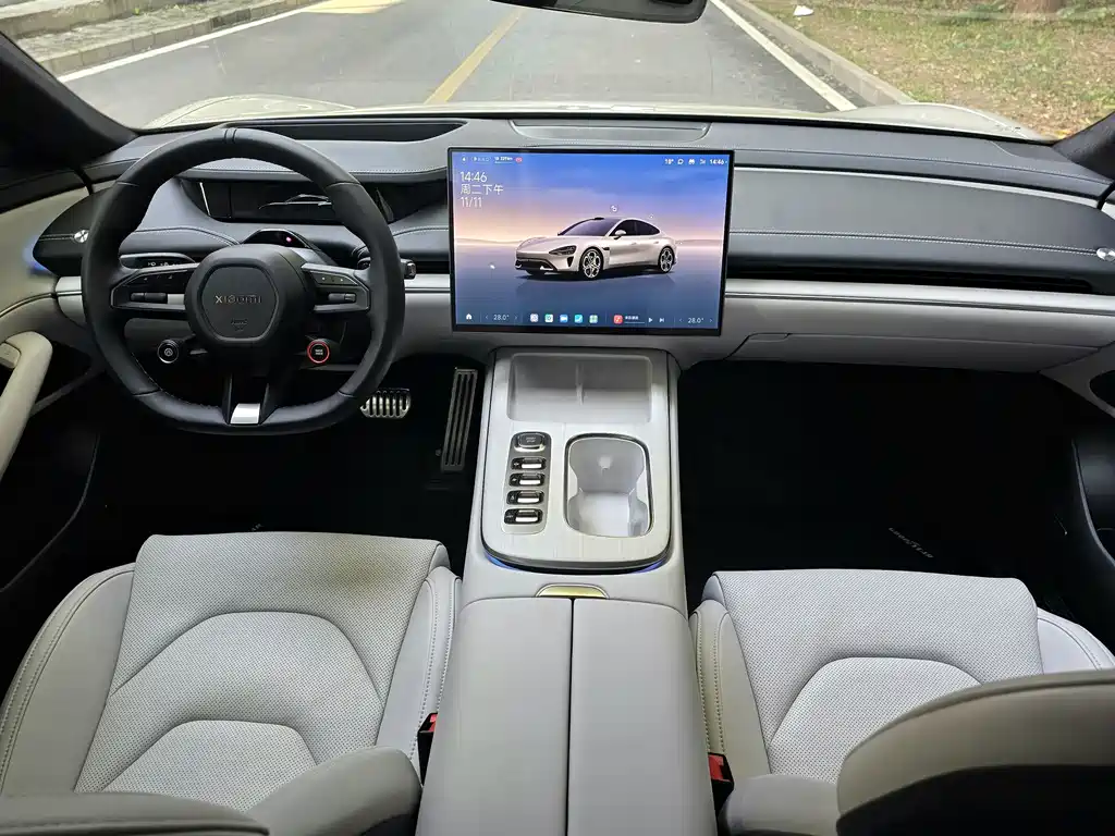 XIAOMI CAR XIAOMI SU7