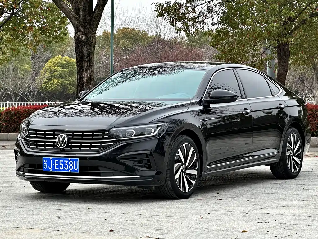 Volkswagen Passat 2024
