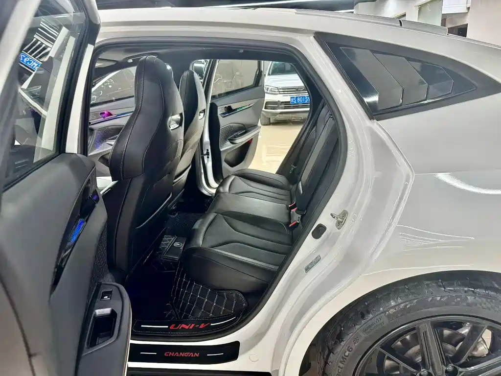 Changan UNI-V — миниатюра 6