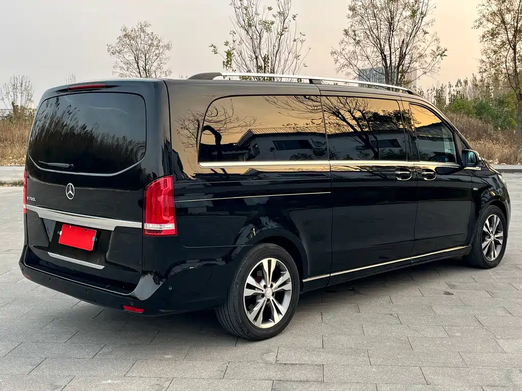 Mercedes-Benz V-Class V 2016 V 260 L Luxury Long Wheelbase