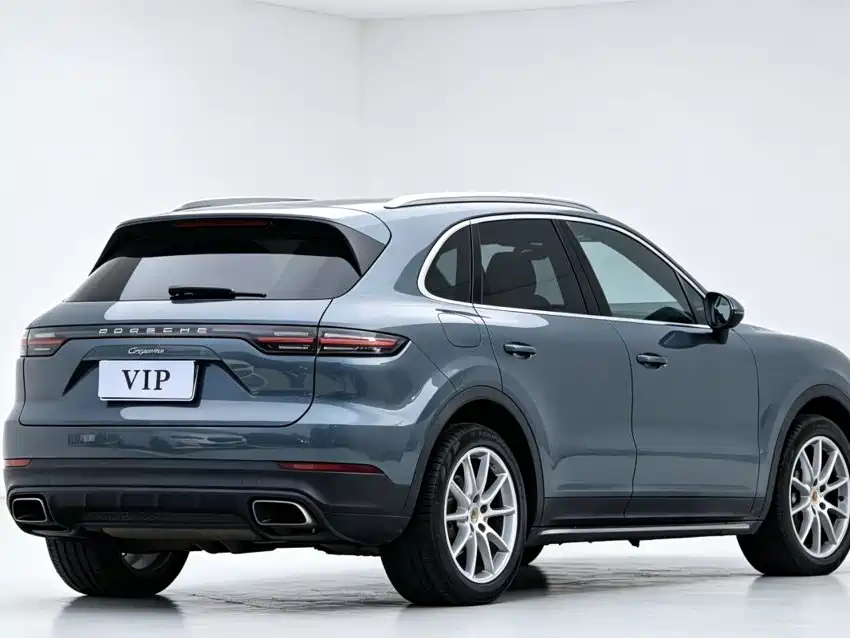 Porsche Cayenne — миниатюра 7