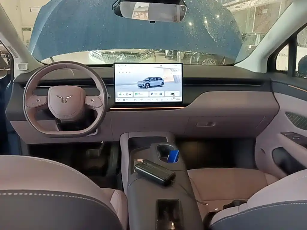 Hongqi Hongqi Tiangong 06 — миниатюра 10