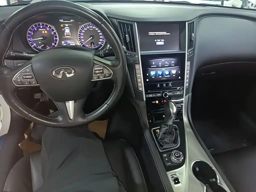 Infiniti Q50L — миниатюра 10